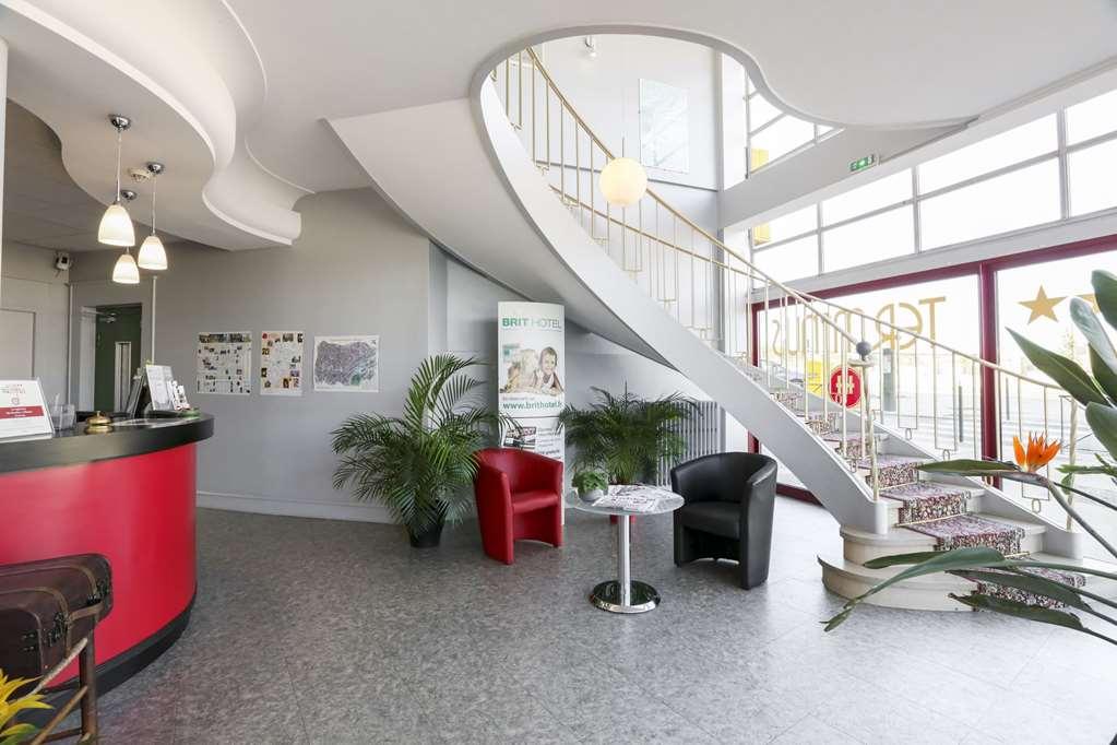 Brit Hotel Terminus Ανγκουλέμ Εσωτερικό φωτογραφία