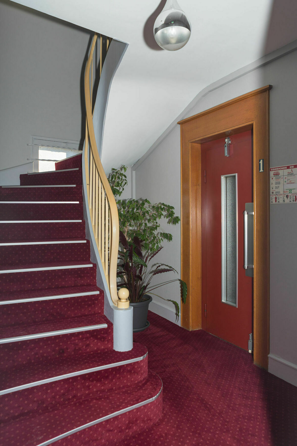 Brit Hotel Terminus Ανγκουλέμ Εξωτερικό φωτογραφία