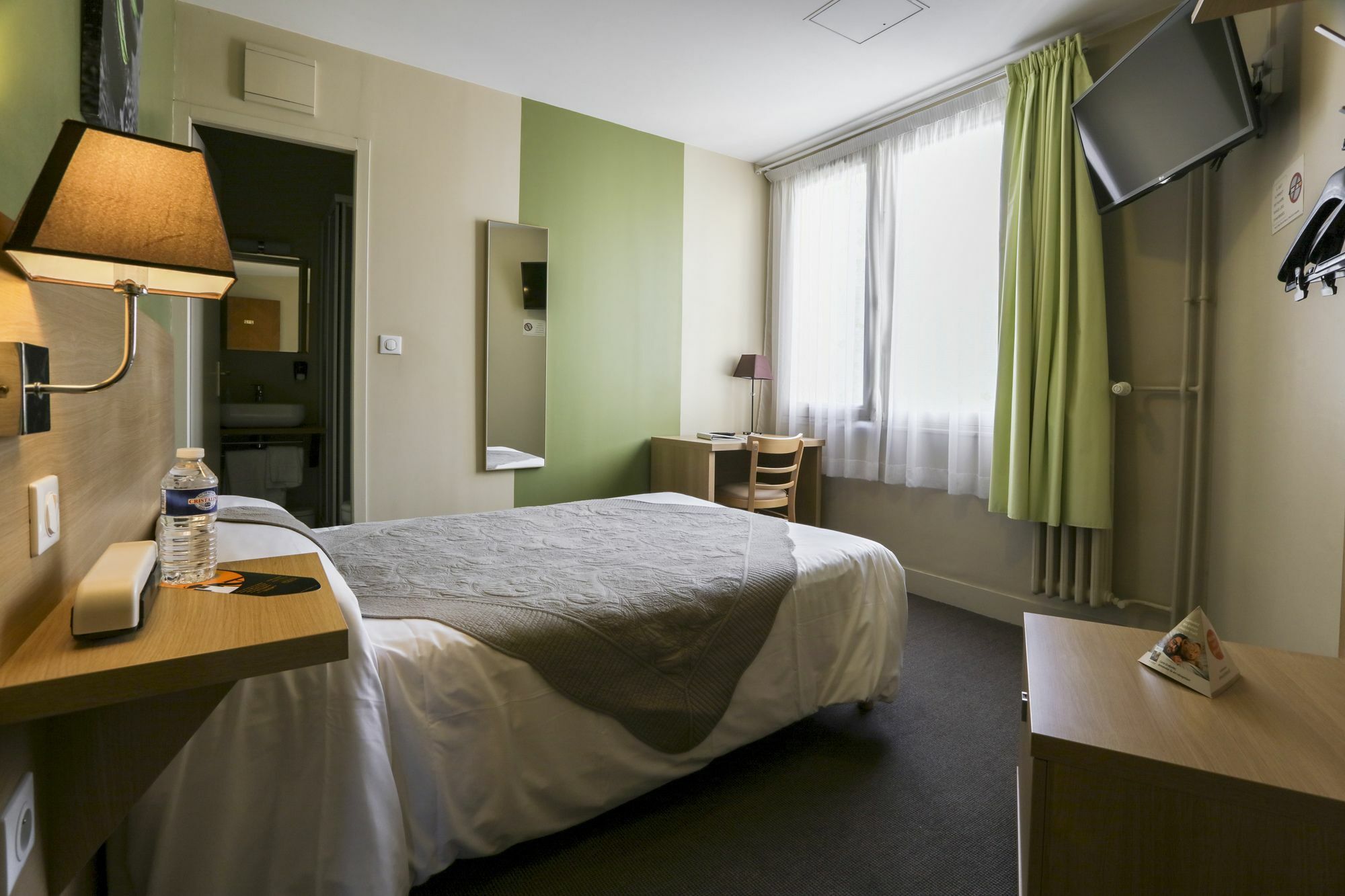 Brit Hotel Terminus Ανγκουλέμ Εξωτερικό φωτογραφία